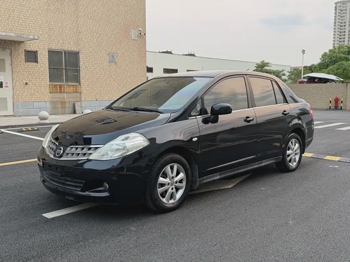 Nissan Tiida 2009