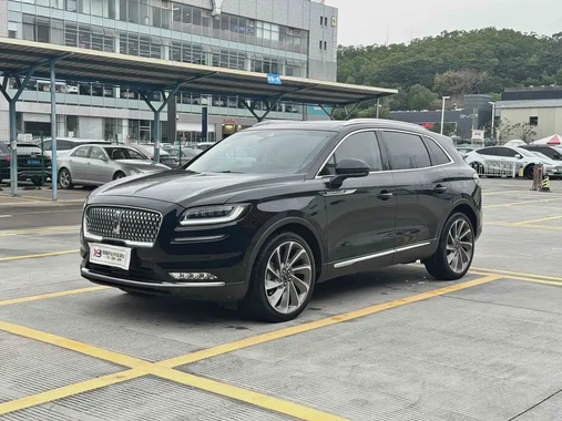 Lincoln Nautilus 2022