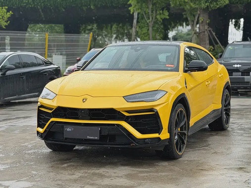 Lamborghini Urus 2021