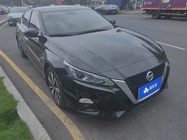 Nissan Teana 2022