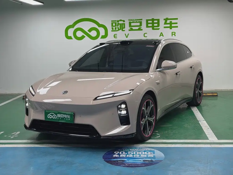 NIO ET5T