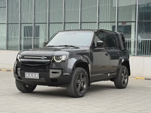 Land Rover Defender 2023