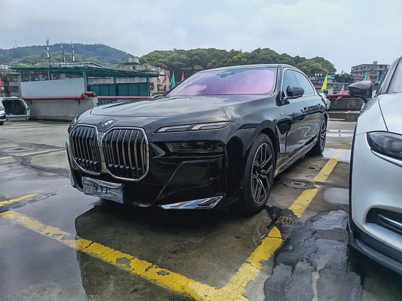 BMW 7 Series