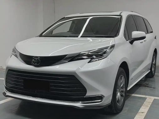 Toyota Sienna 2024