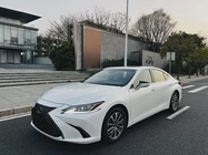 Lexus ES 2022