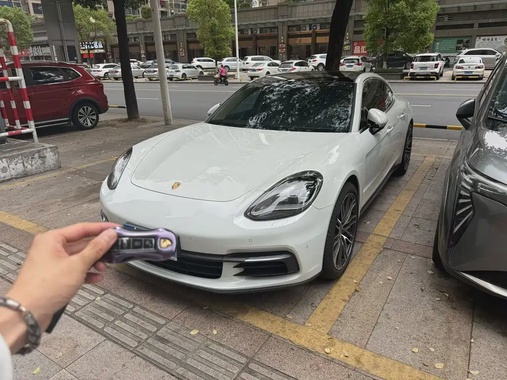 Porsche Panamera 2017