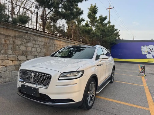 Lincoln Nautilus 2022