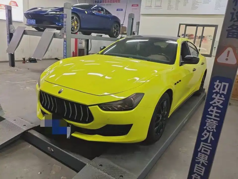 Maserati Ghibli
