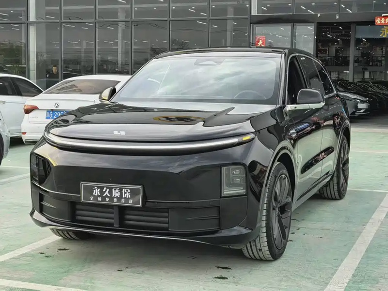 Li Auto L6