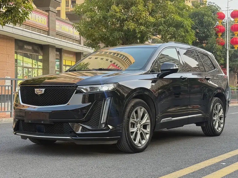 Cadillac XT6
