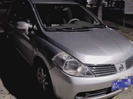 Nissan Tiida 2006