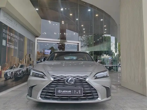 Lexus ES 2025