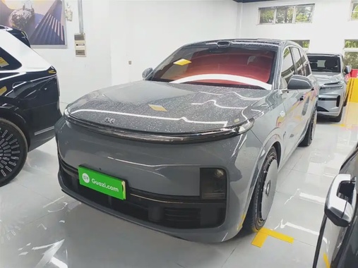 Li Auto L8 2025
