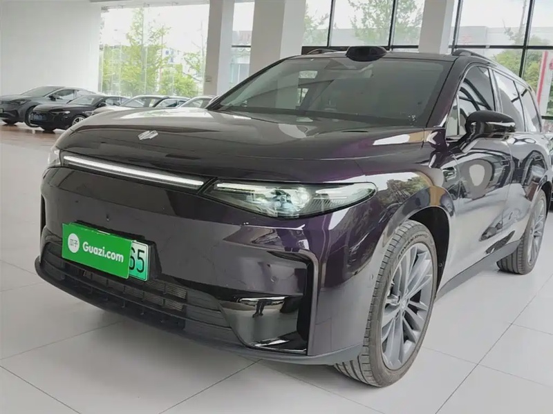 Leapmotor C16