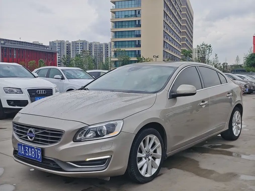 Volvo S60 2015