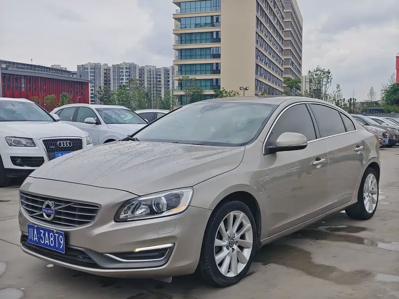 Volvo S60