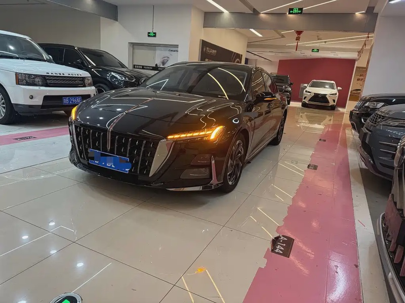 Hongqi H6
