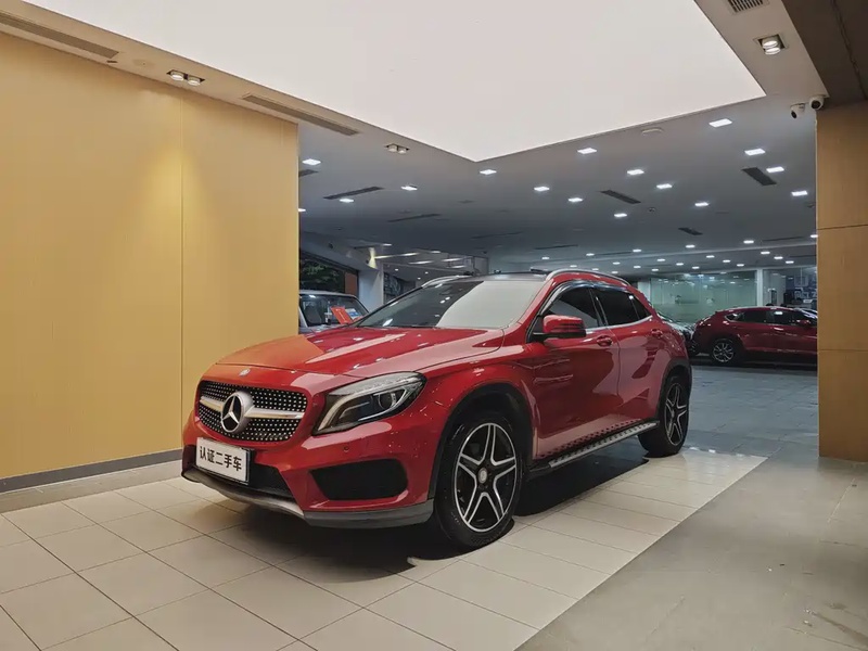 Mercedes-Benz GLA-Class