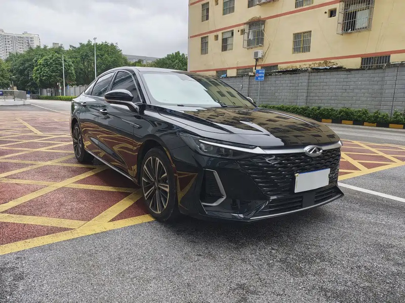 Chery Arrizo 8