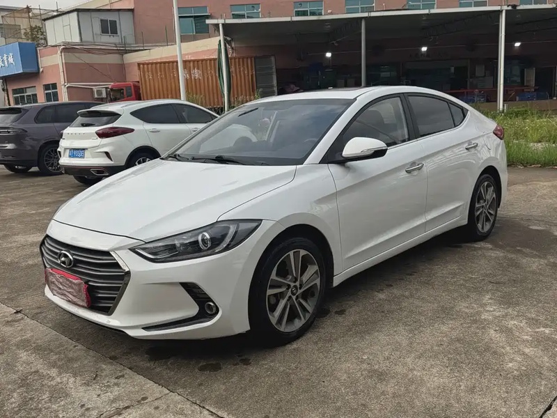 Hyundai Elantra