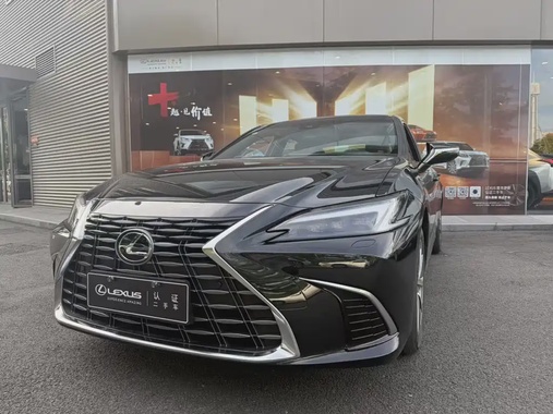 Lexus ES 2025