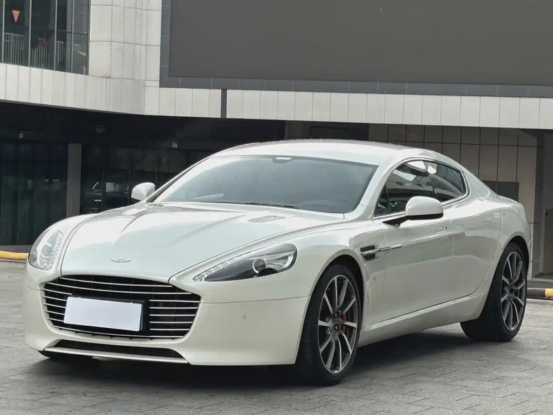 Aston Martin Rapide