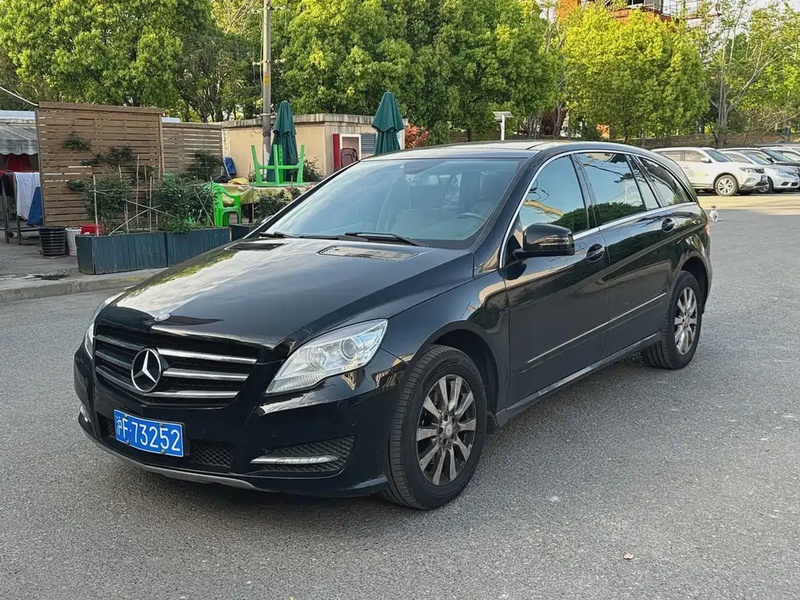 Mercedes-Benz R-Class