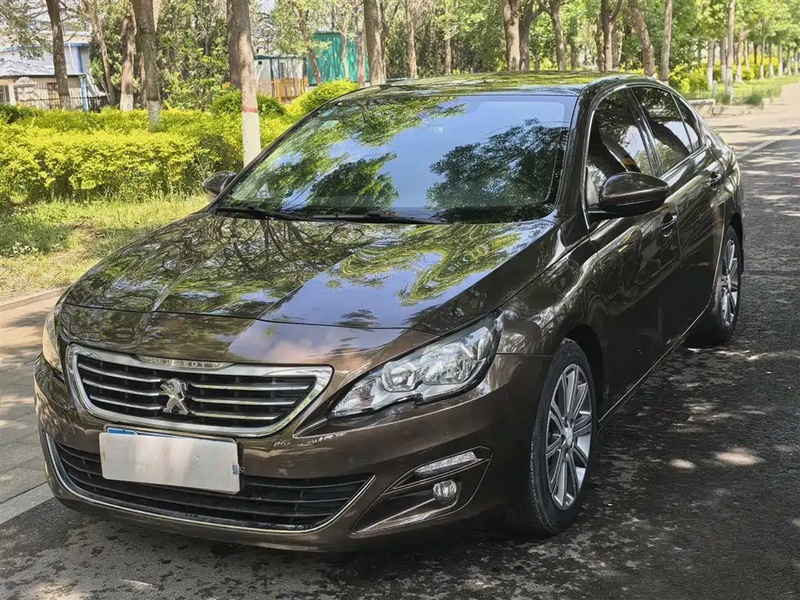 Peugeot 408