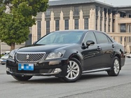 Toyota Crown 2012