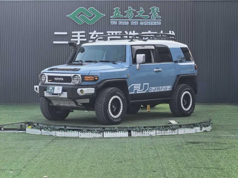Toyota FJ Cruiser