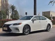 Lexus ES 2017