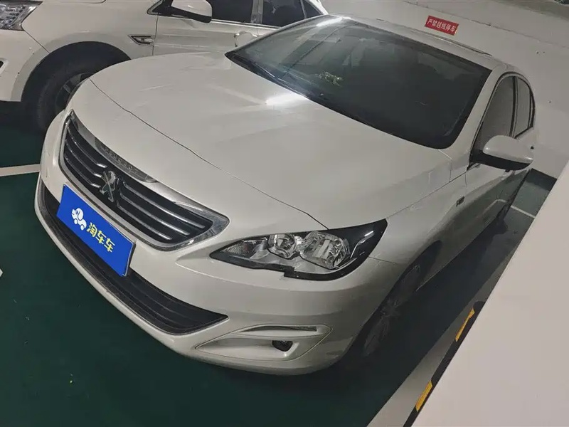 Peugeot 408