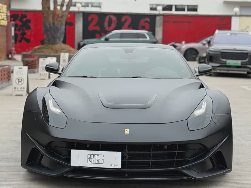 Ferrari F12