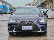 Lexus ES 2019