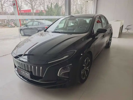Hongqi E-QM5 2022