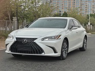 Lexus ES 2023