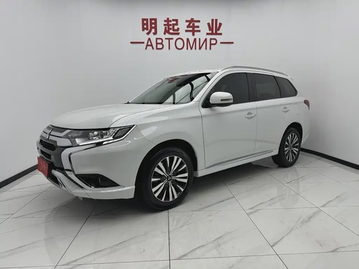 Mitsubishi Outlander 2022