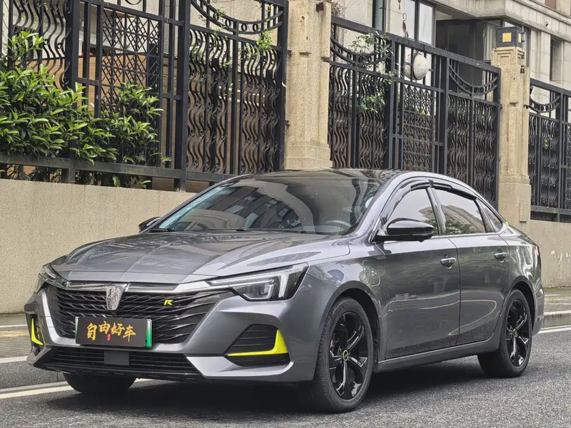 Roewe i6