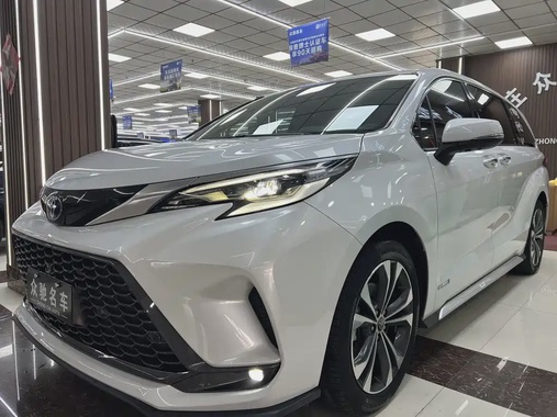 Toyota Granvia 2024