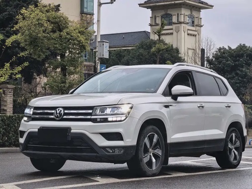 Volkswagen Tharu 2020
