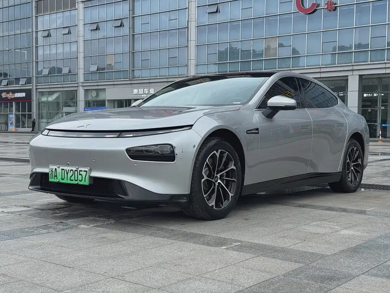 XPeng P7
