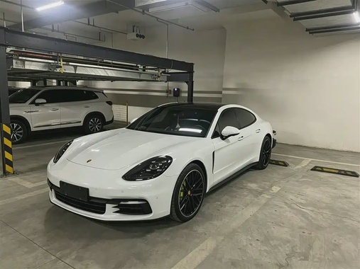 Porsche Panamera 2020