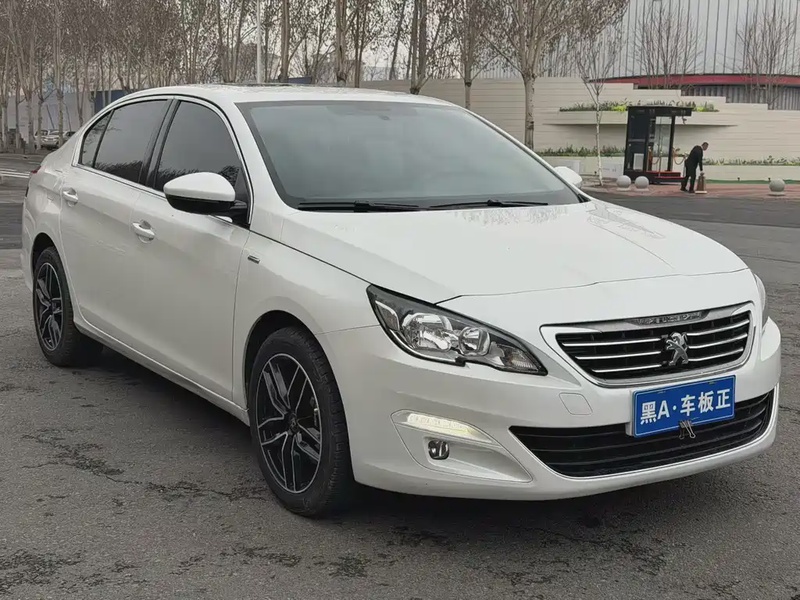 Peugeot 408