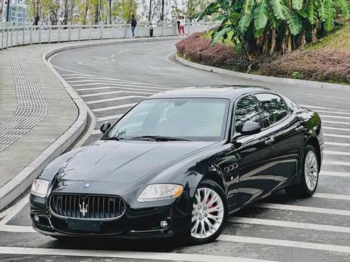 Maserati Quattroporte 2011