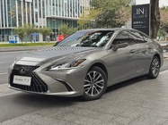 Lexus ES 2023
