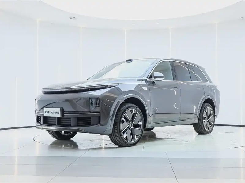 Li Auto L8