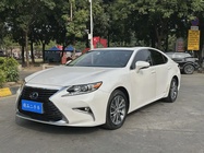 Lexus ES 2016