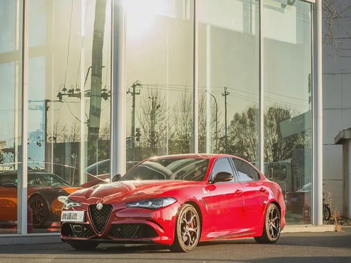 Alfa Romeo Giulia 2025