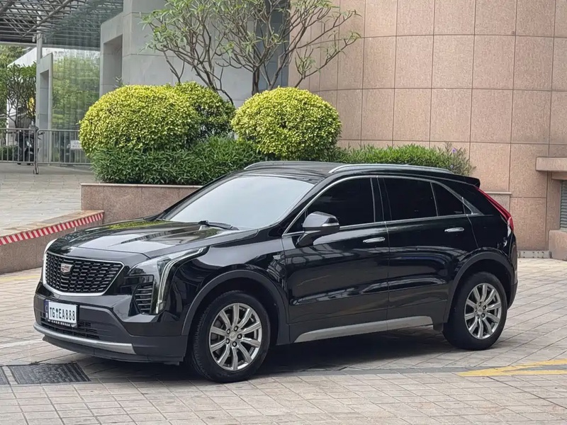 Cadillac XT4