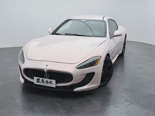 Maserati GranTurismo 2012